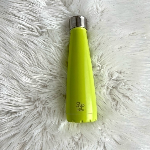 Sip by Swell Lime Green Insulated Water Bottle - Picture 1 of 5